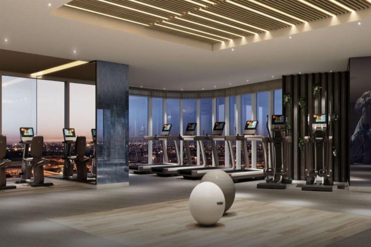 Paramount Hotel Midtown Dubaj Kültér fotó The gym at the 101