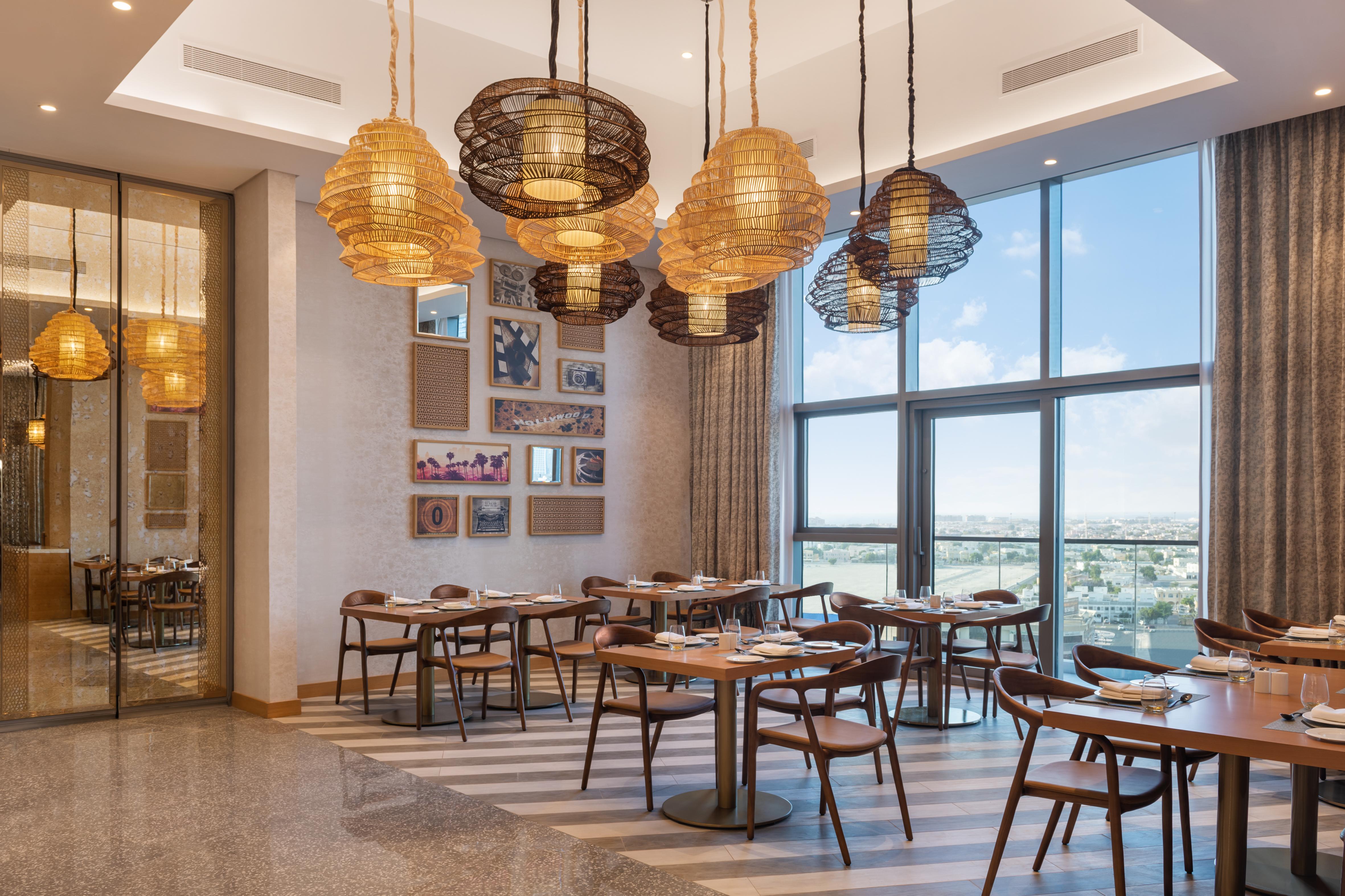 Paramount Hotel Midtown Dubaj Kültér fotó The restaurant